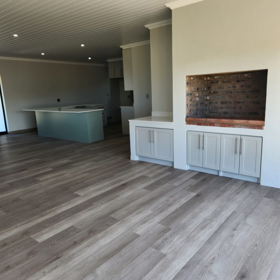 3 Bedroom Property for Sale in Stilbaai Wes Western Cape